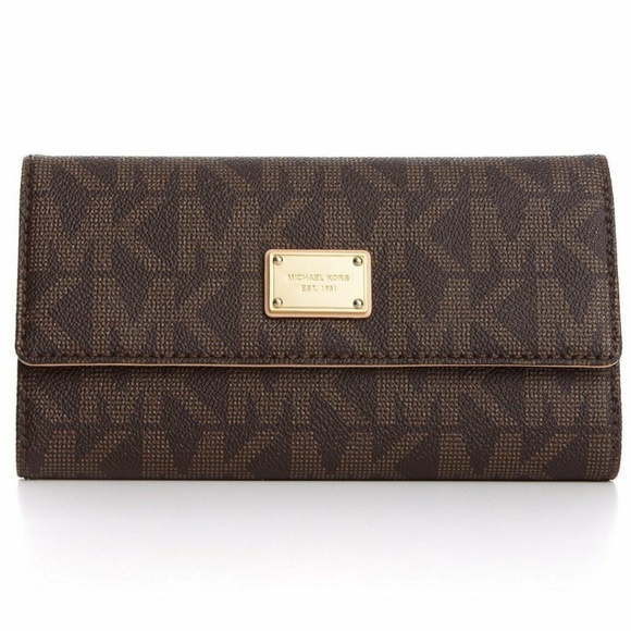 $128, NWT, Michael Kors MK Logo Checkbook Wallet - Picture 1 of 3
